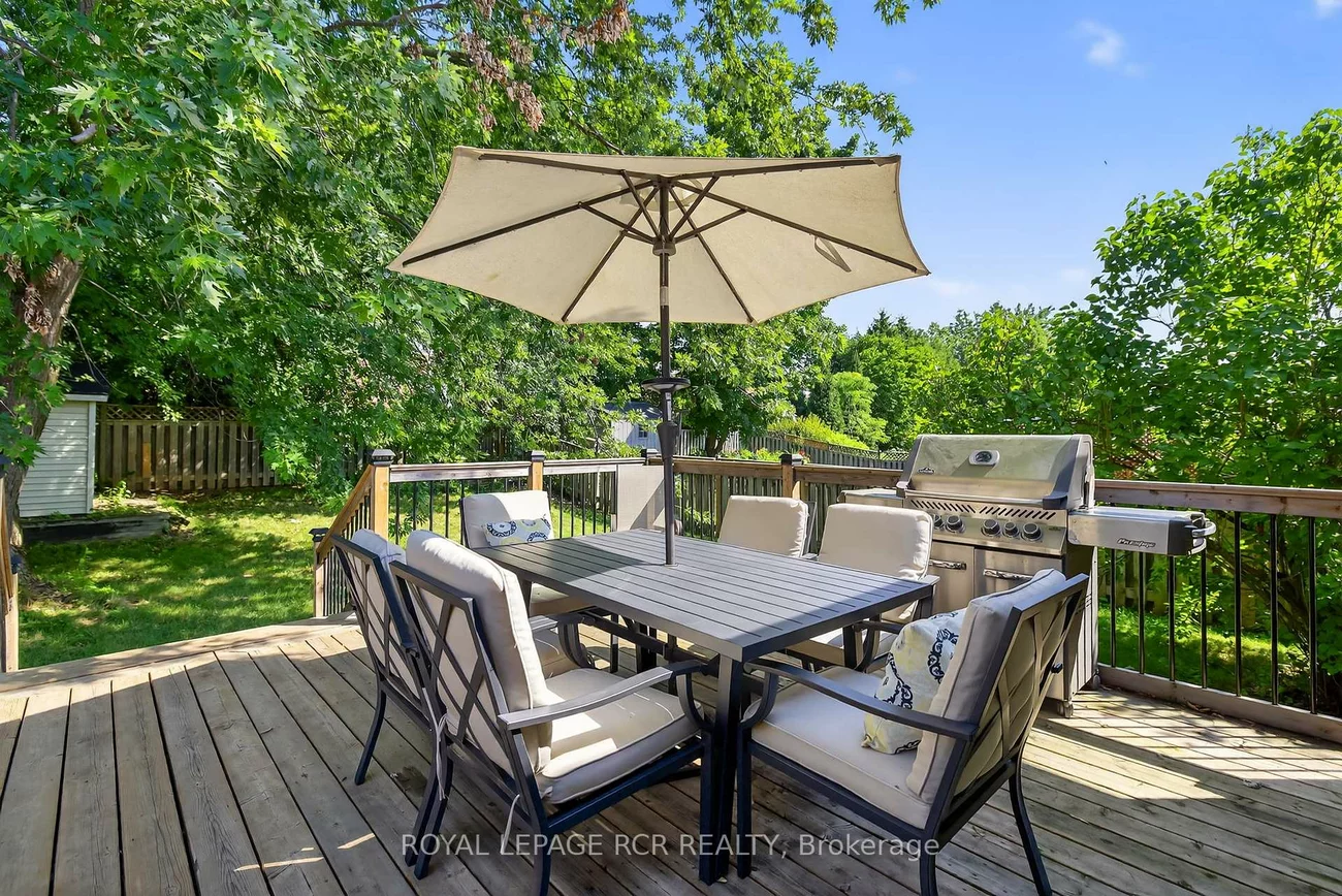21, Crown, Bradford, Bradford West Gwillimbury