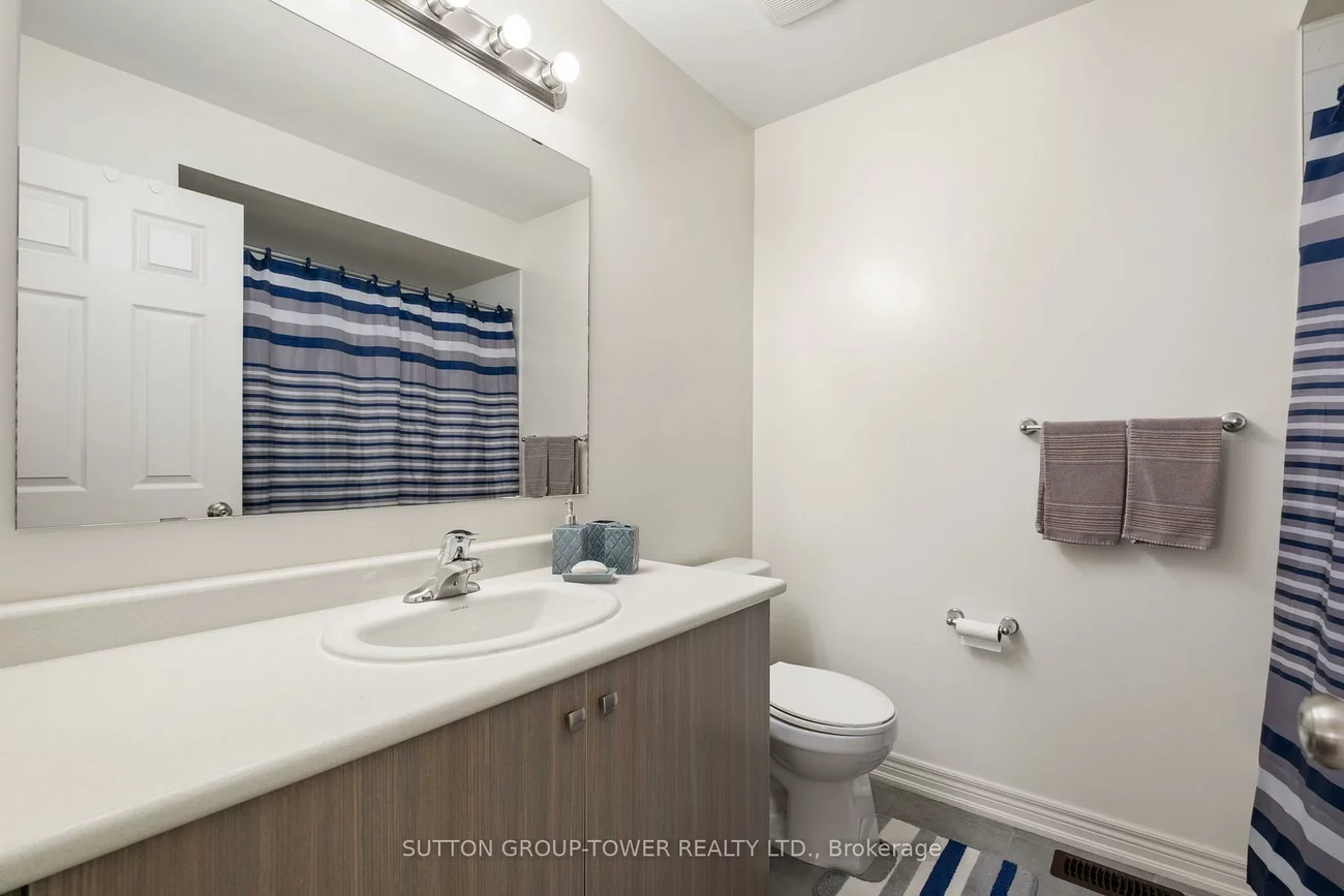 78, Romanelli, Bradford, Bradford West Gwillimbury