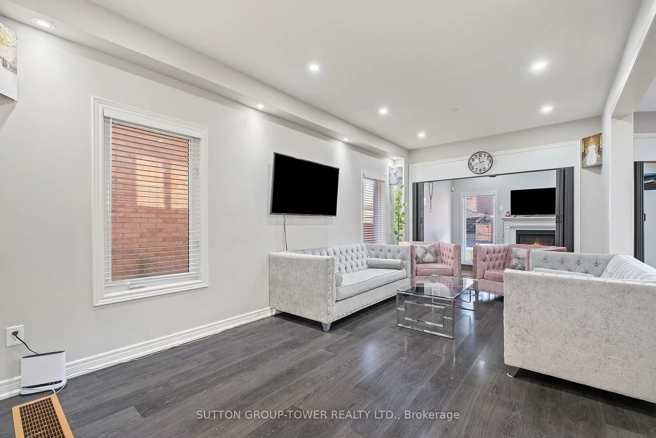 78, Romanelli, Bradford, Bradford West Gwillimbury