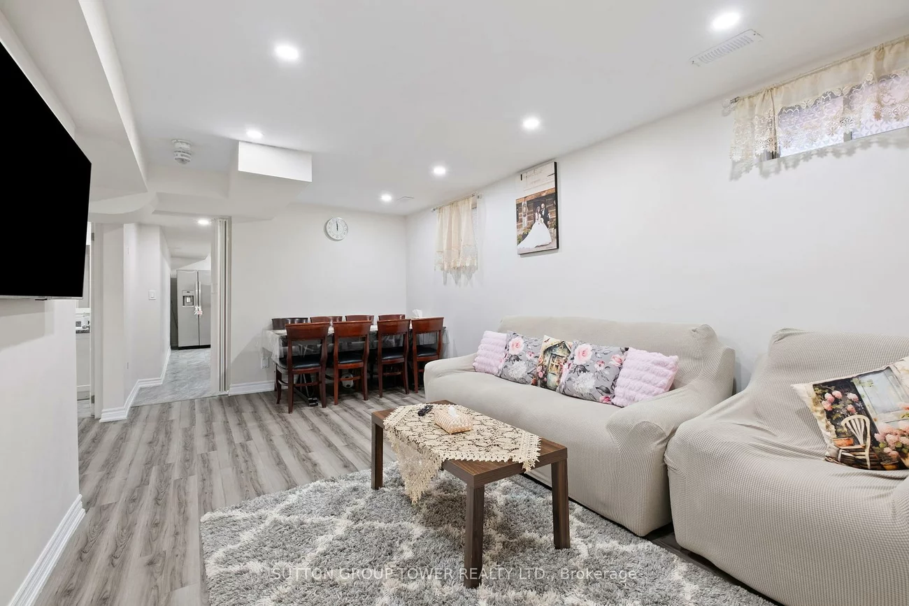 78, Romanelli, Bradford, Bradford West Gwillimbury