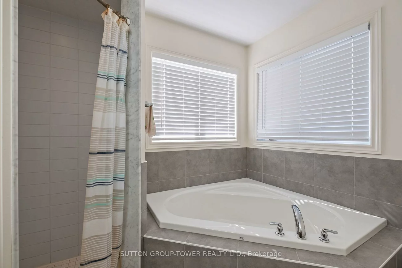 78, Romanelli, Bradford, Bradford West Gwillimbury