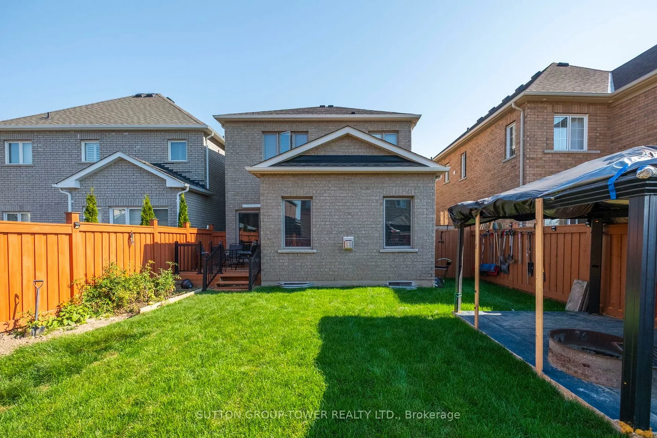 78, Romanelli, Bradford, Bradford West Gwillimbury