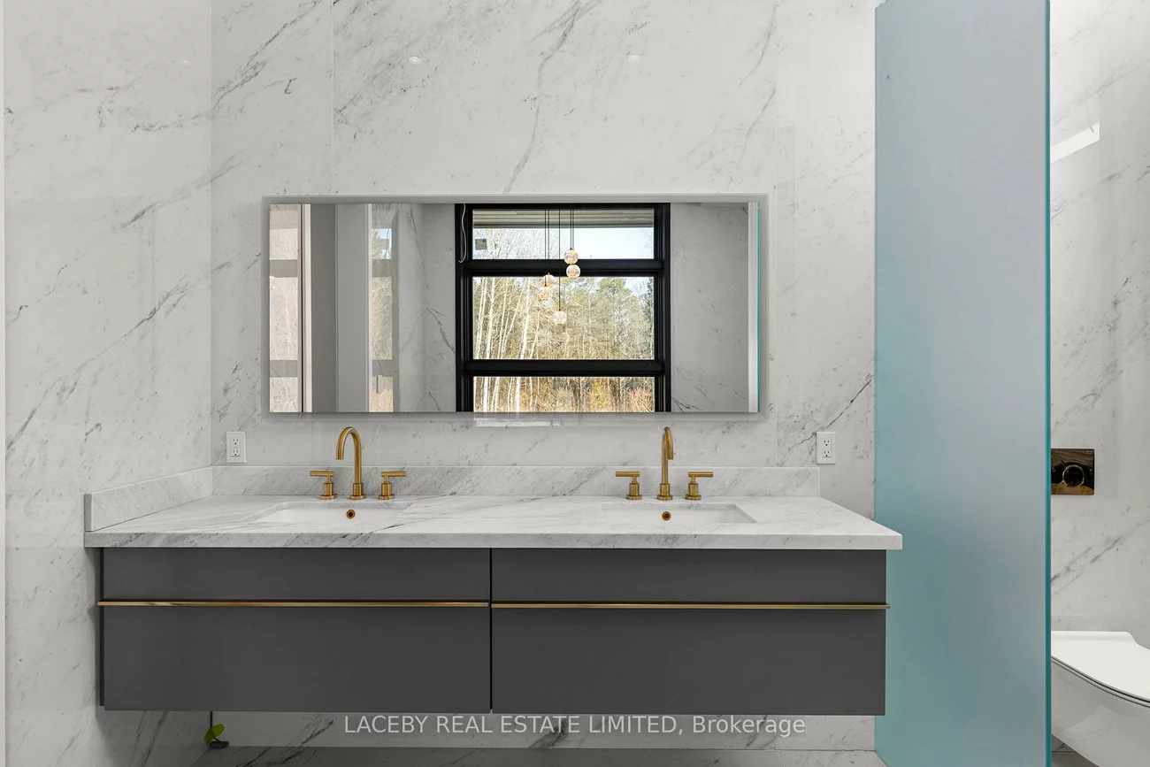 130, Dale, Rural Bradford West Gwillimbury, Bradford West Gwillimbury