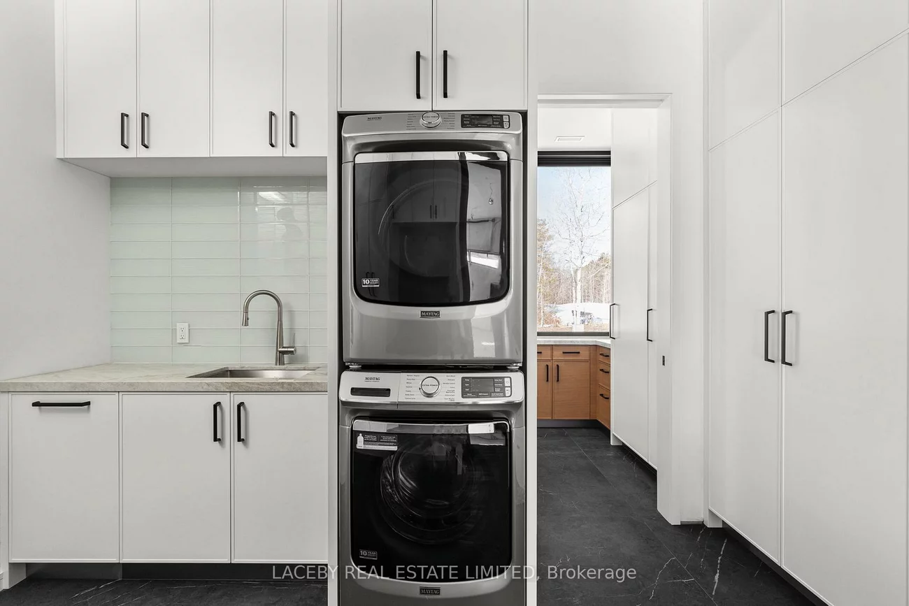 130, Dale, Rural Bradford West Gwillimbury, Bradford West Gwillimbury