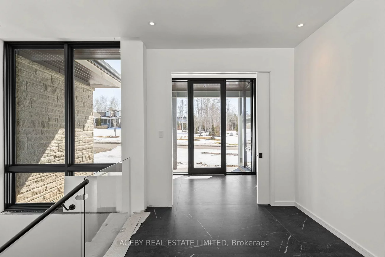 130, Dale, Rural Bradford West Gwillimbury, Bradford West Gwillimbury