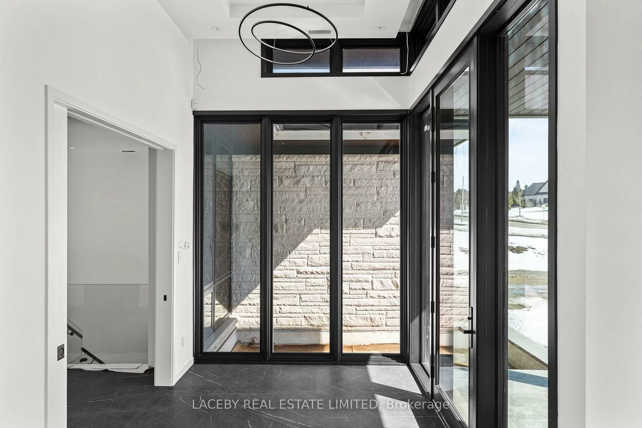 130, Dale, Rural Bradford West Gwillimbury, Bradford West Gwillimbury