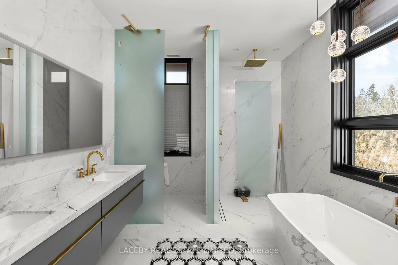 130, Dale, Rural Bradford West Gwillimbury, Bradford West Gwillimbury