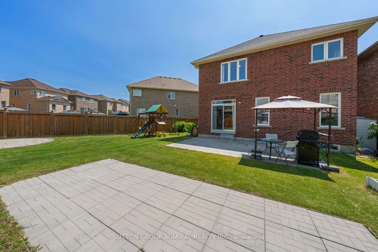 186, Romanelli, Bradford, Bradford West Gwillimbury