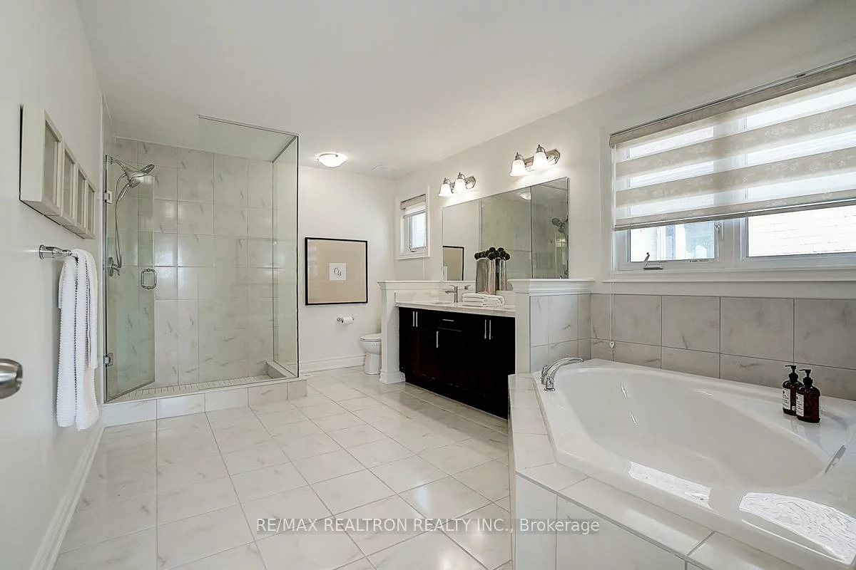 837, Langford, Bradford, Bradford West Gwillimbury