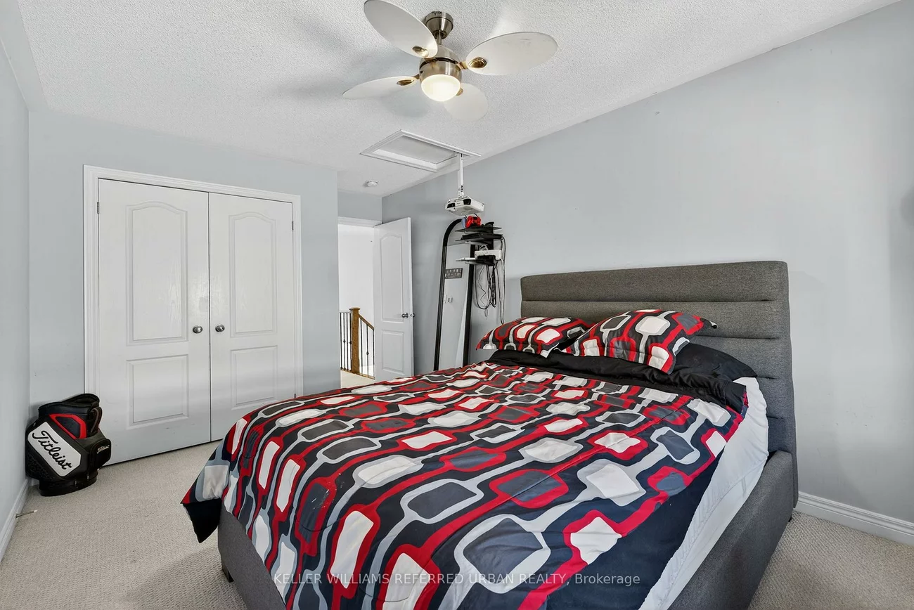 26, Waterton, Bradford, Bradford West Gwillimbury