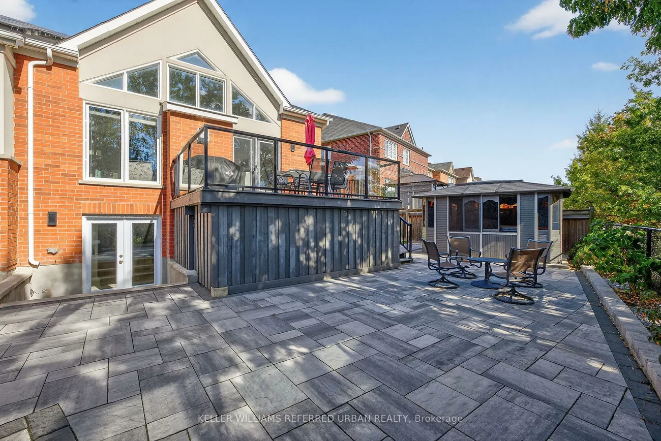 26, Waterton, Bradford, Bradford West Gwillimbury