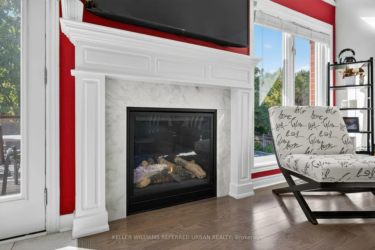 26, Waterton, Bradford, Bradford West Gwillimbury