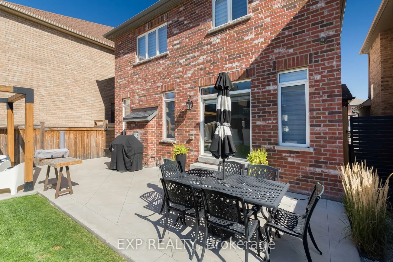 56, Lewis, Bradford, Bradford West Gwillimbury
