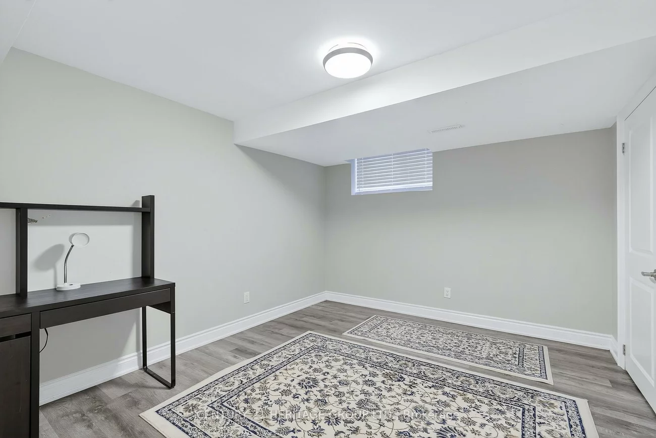 90, Gibson, Bradford, Bradford West Gwillimbury