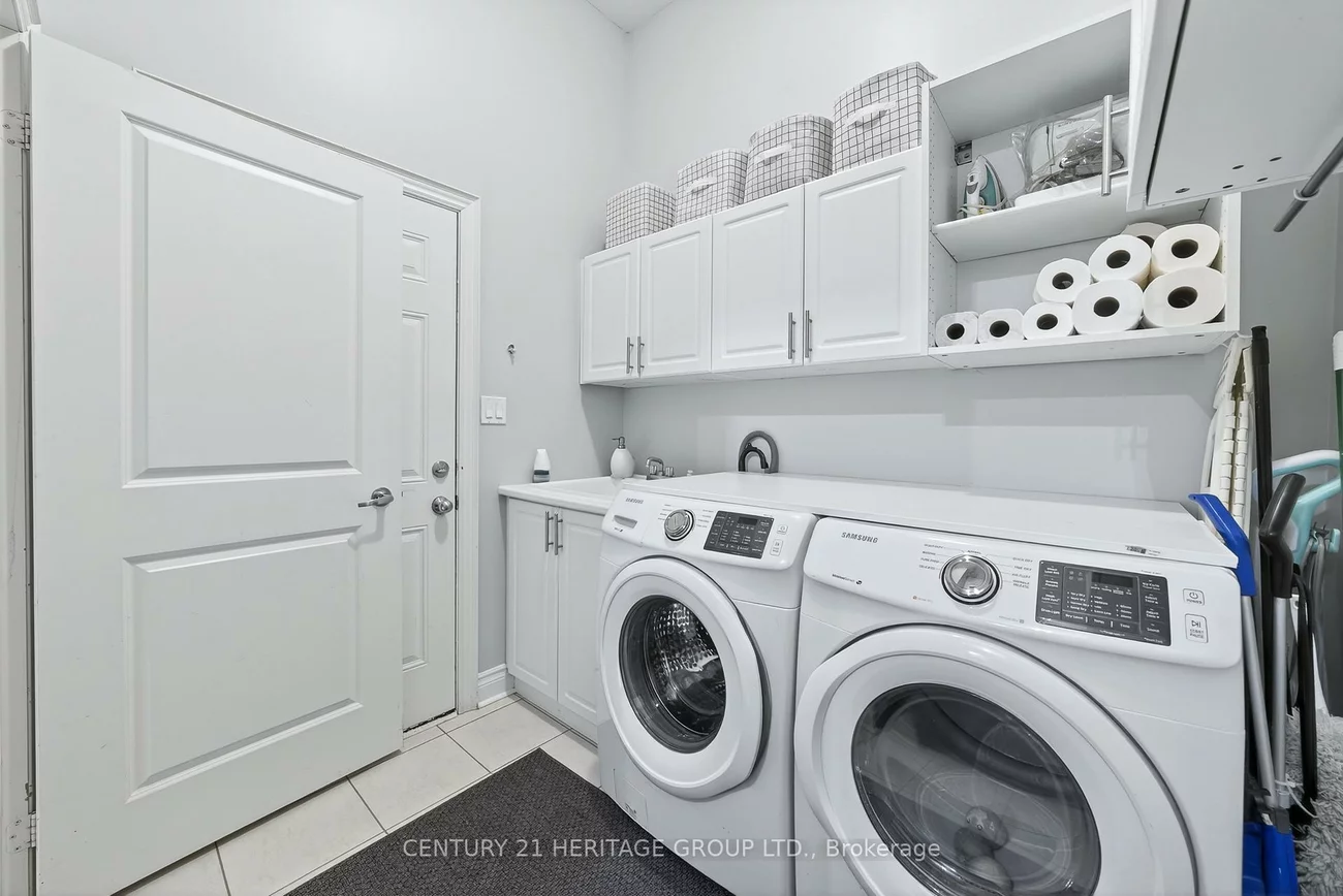 90, Gibson, Bradford, Bradford West Gwillimbury