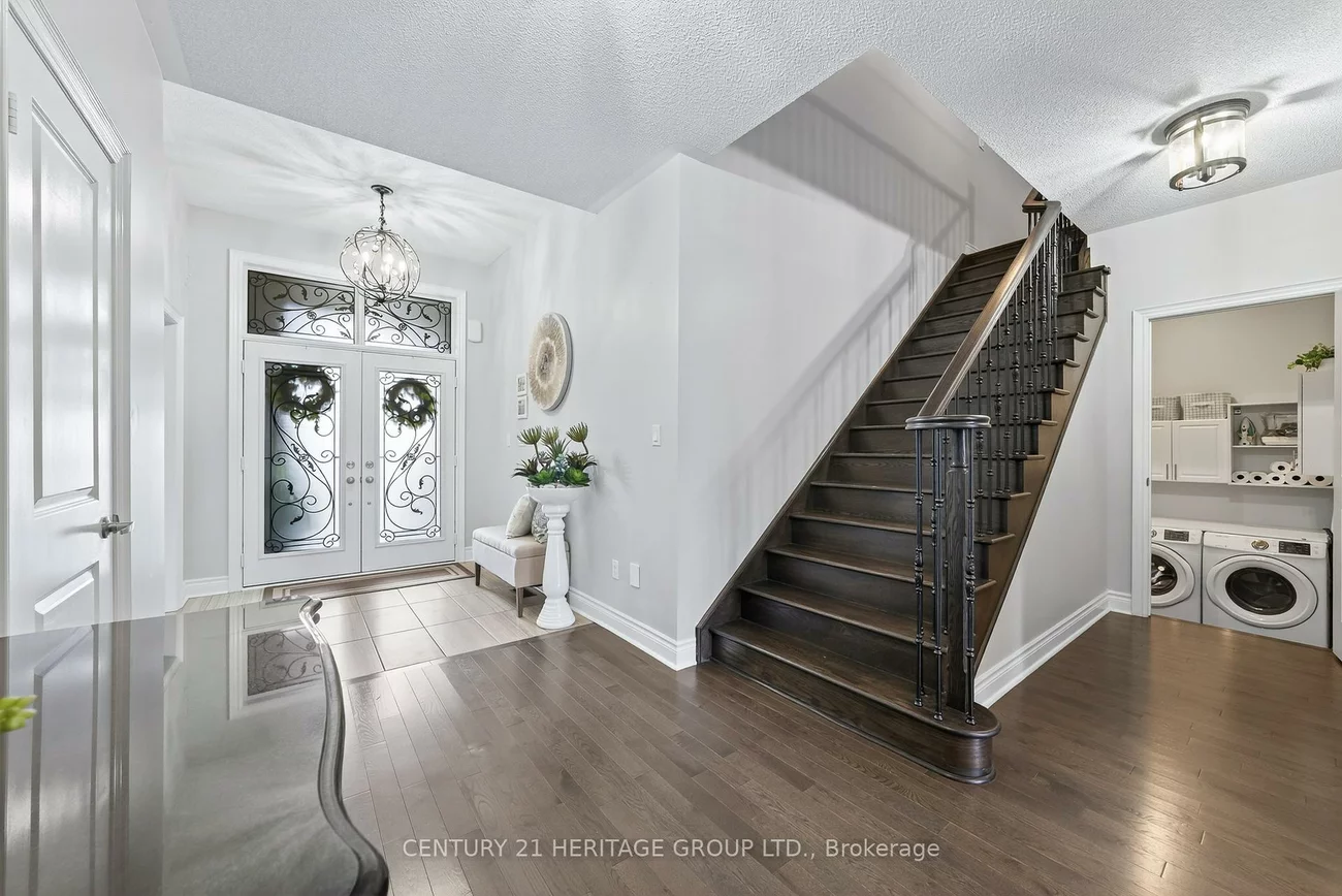 90, Gibson, Bradford, Bradford West Gwillimbury