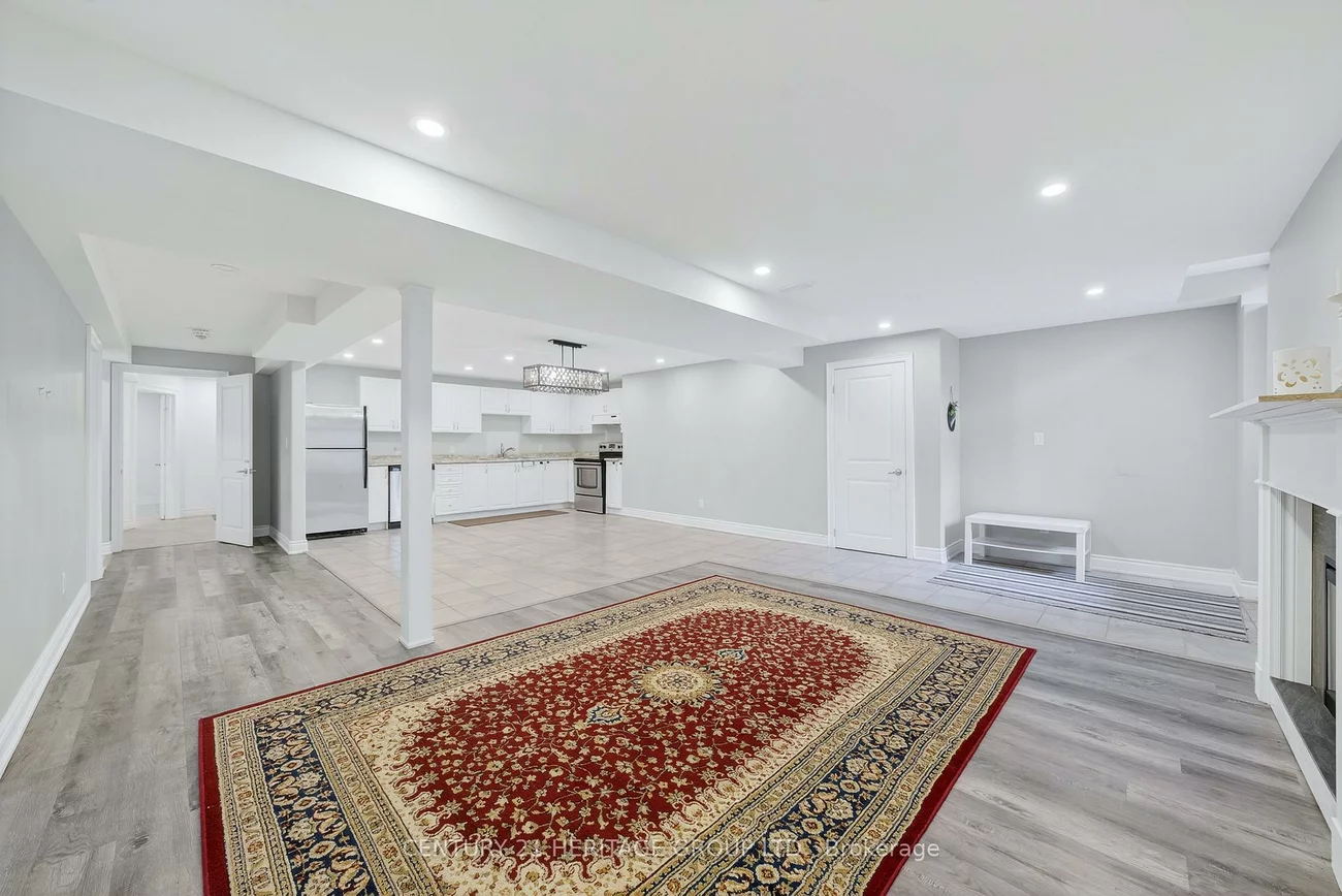 90, Gibson, Bradford, Bradford West Gwillimbury