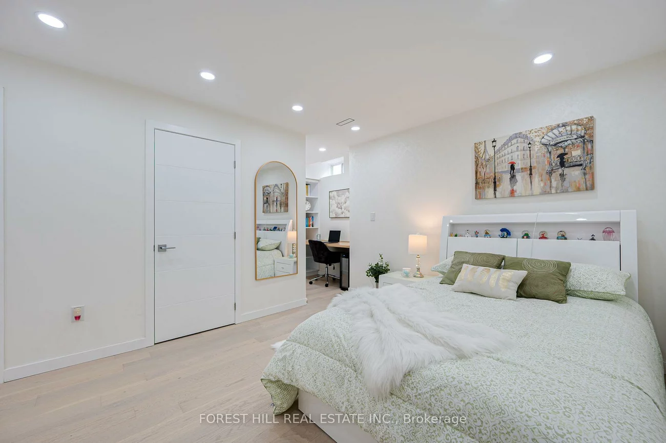 59, Matthewson, Bradford, Bradford West Gwillimbury