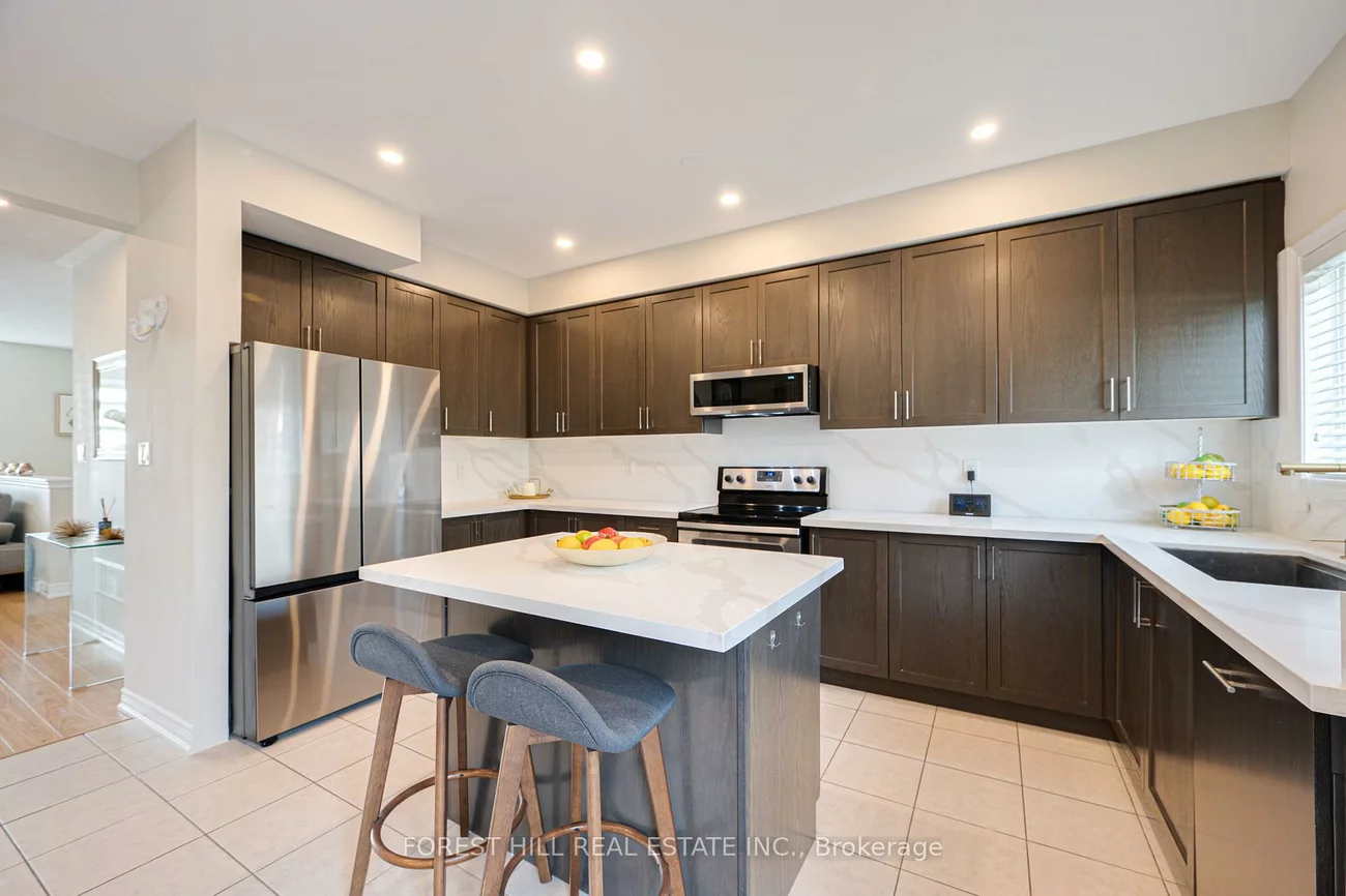 59, Matthewson, Bradford, Bradford West Gwillimbury