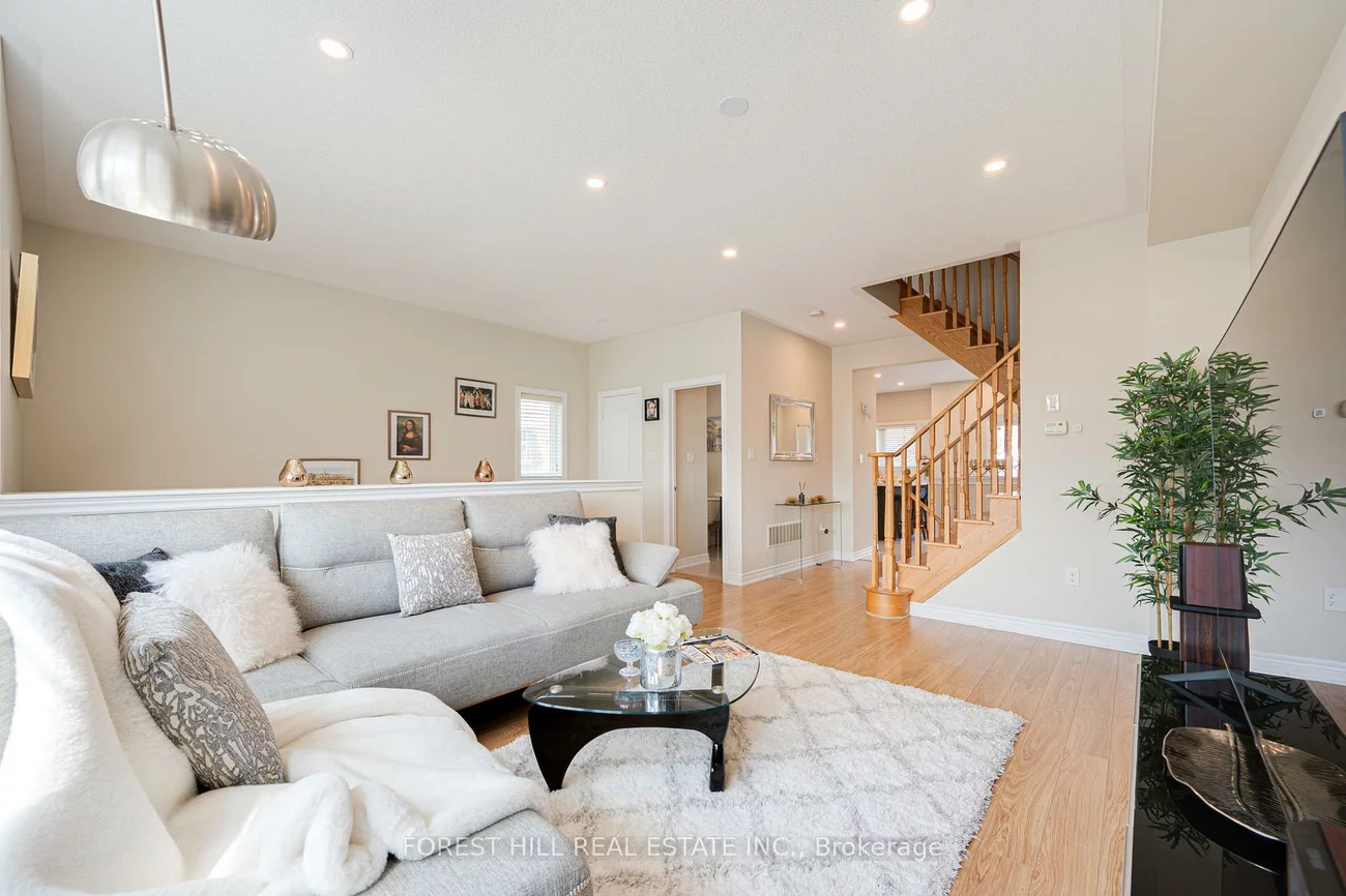 59, Matthewson, Bradford, Bradford West Gwillimbury