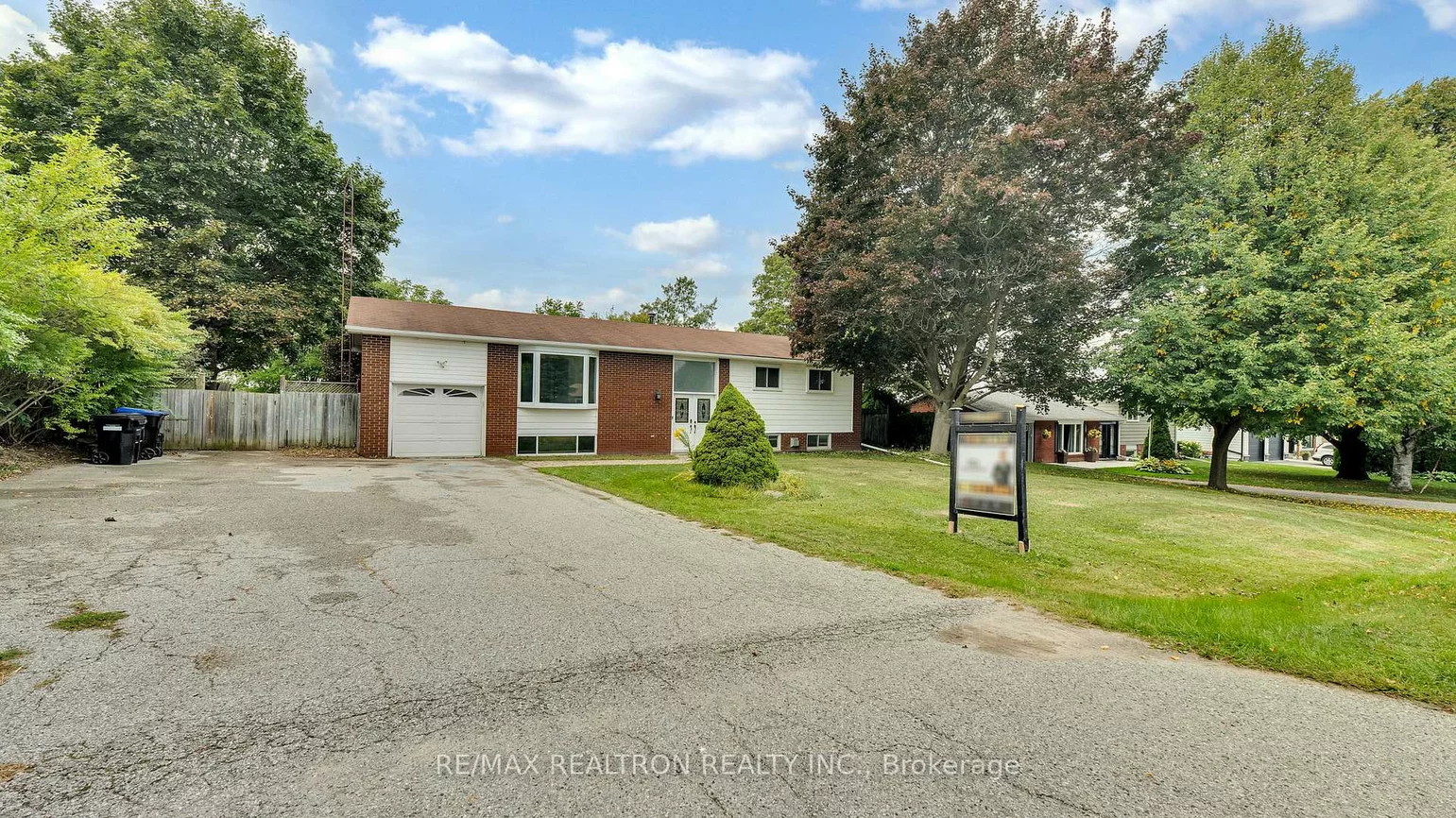 20, Lallien, Bond Head, Bradford West Gwillimbury