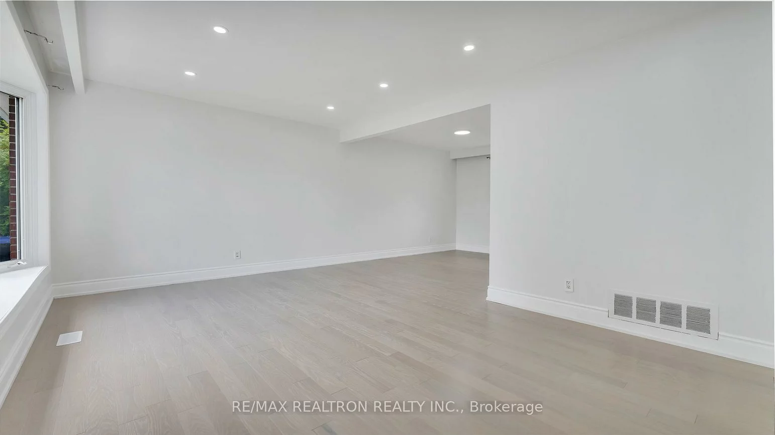 20, Lallien, Bond Head, Bradford West Gwillimbury