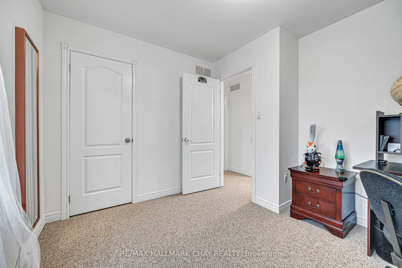 41, Bronze, Bradford, Bradford West Gwillimbury