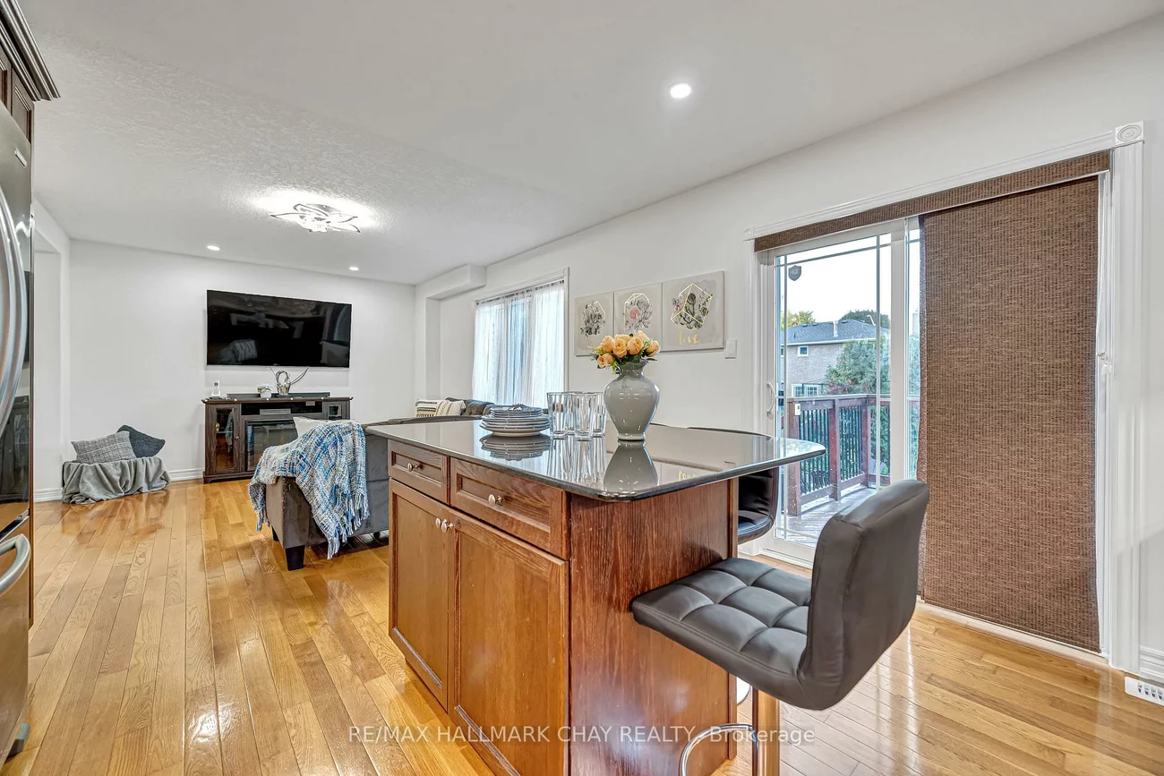 41, Bronze, Bradford, Bradford West Gwillimbury