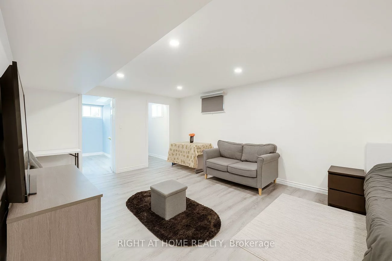 32, Grandview, Bradford, Bradford West Gwillimbury