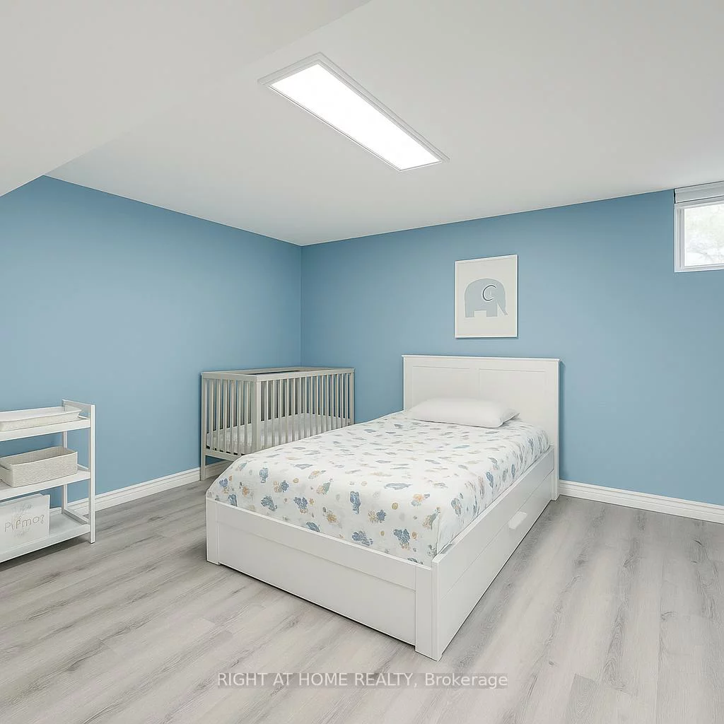 32, Grandview, Bradford, Bradford West Gwillimbury