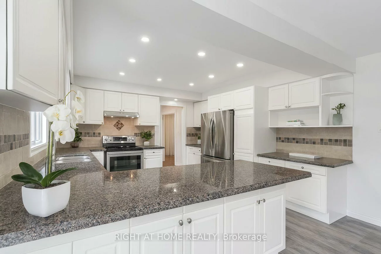 32, Grandview, Bradford, Bradford West Gwillimbury