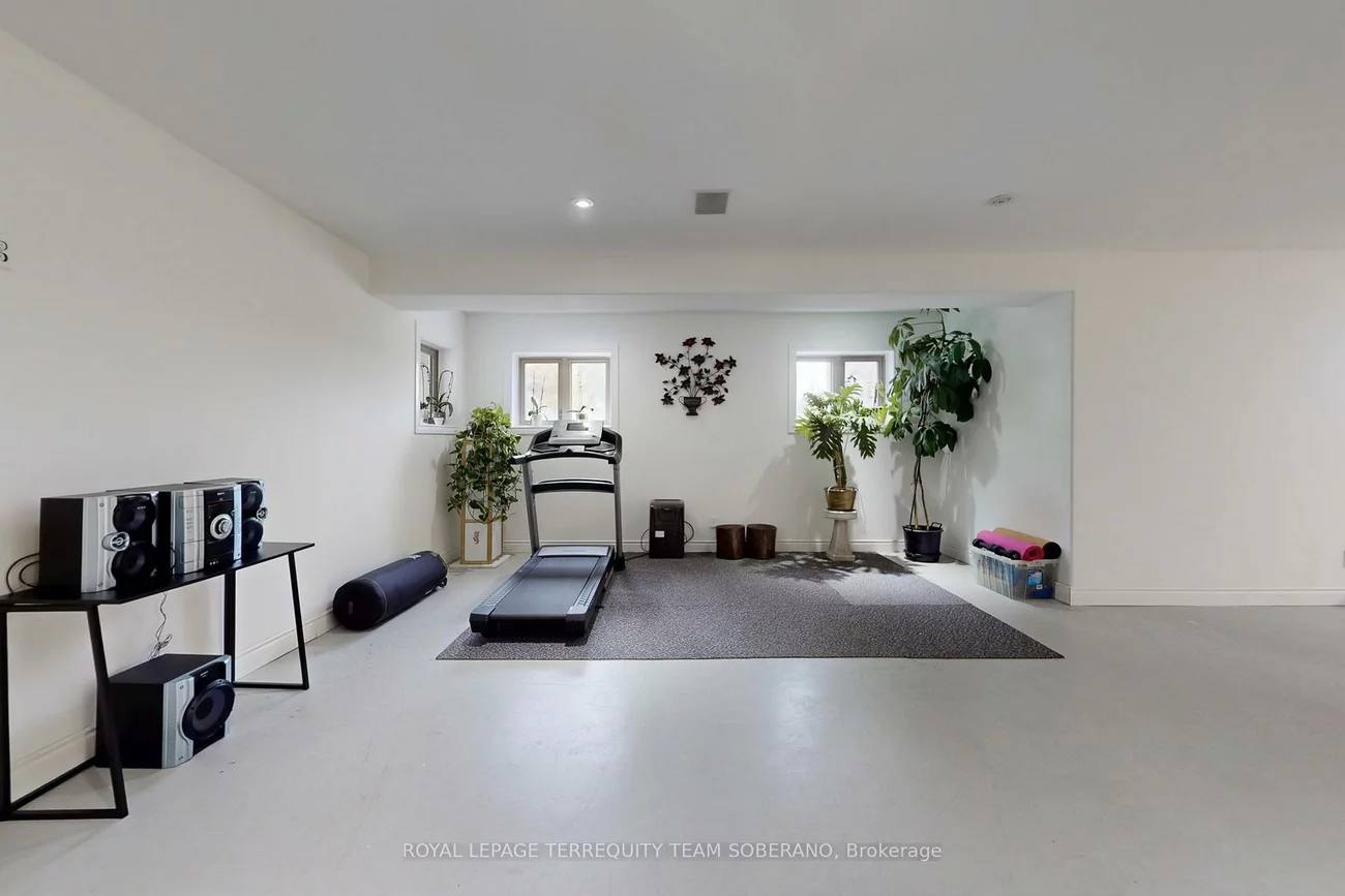 2981, Ninth, Bradford, Bradford West Gwillimbury