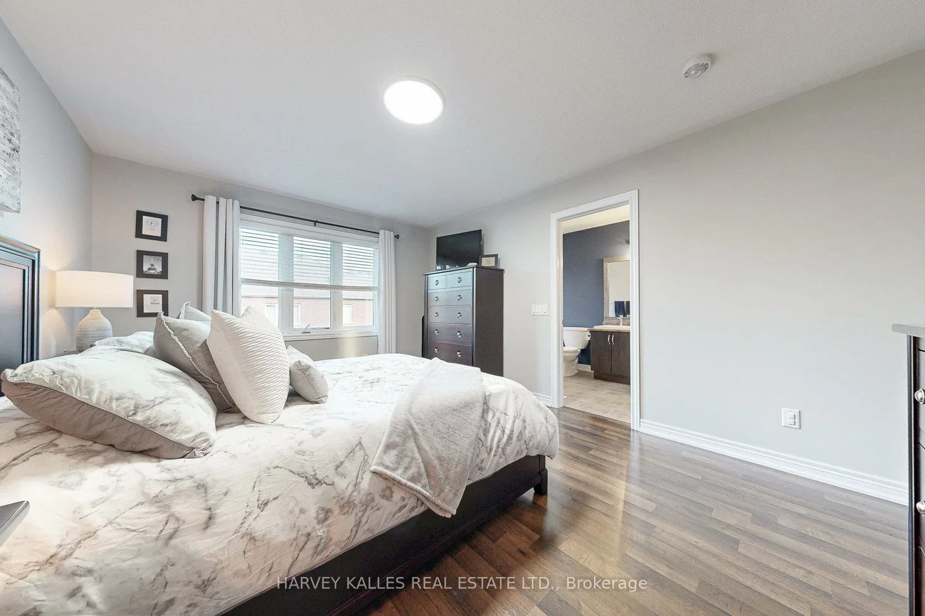 41, Selby, Bradford, Bradford West Gwillimbury