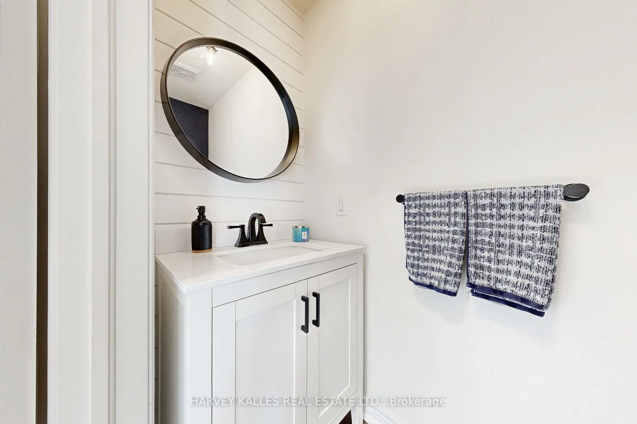 41, Selby, Bradford, Bradford West Gwillimbury