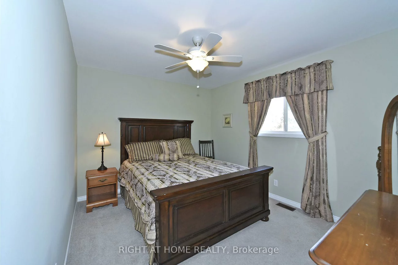 377, Parkwood, Bradford, Bradford West Gwillimbury