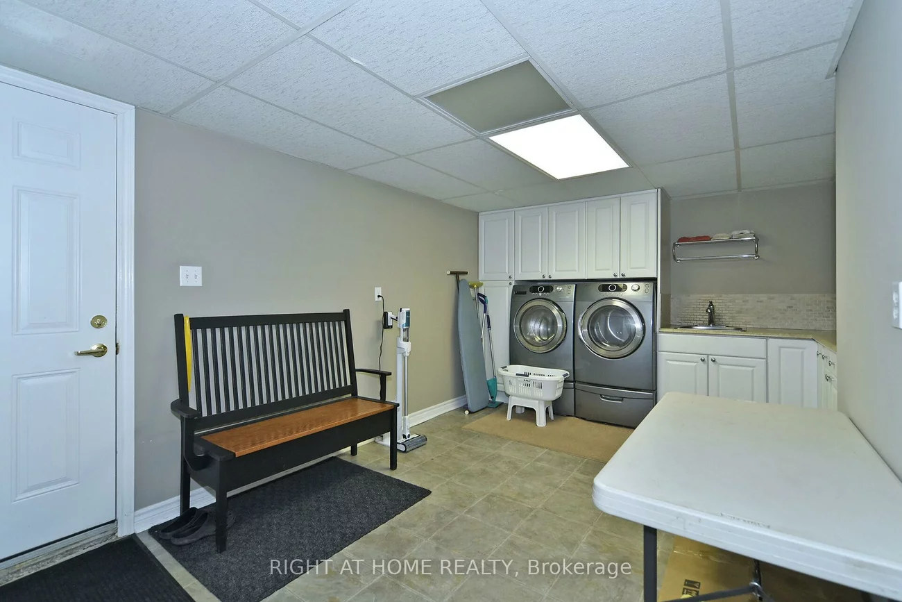 377, Parkwood, Bradford, Bradford West Gwillimbury