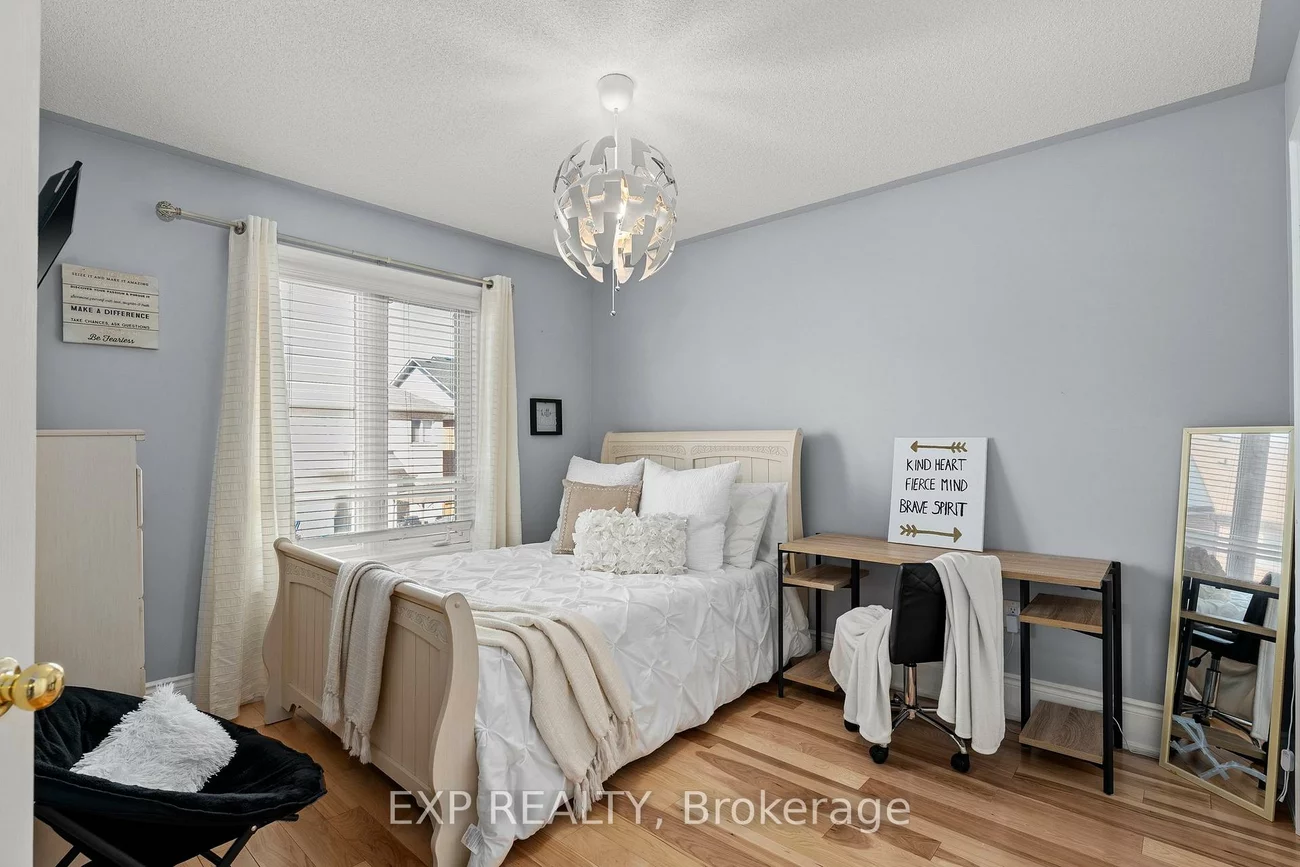 14, Weir, Bradford, Bradford West Gwillimbury