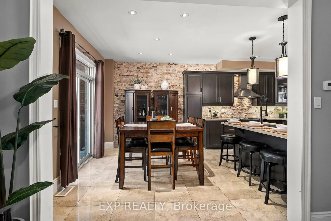 14, Weir, Bradford, Bradford West Gwillimbury