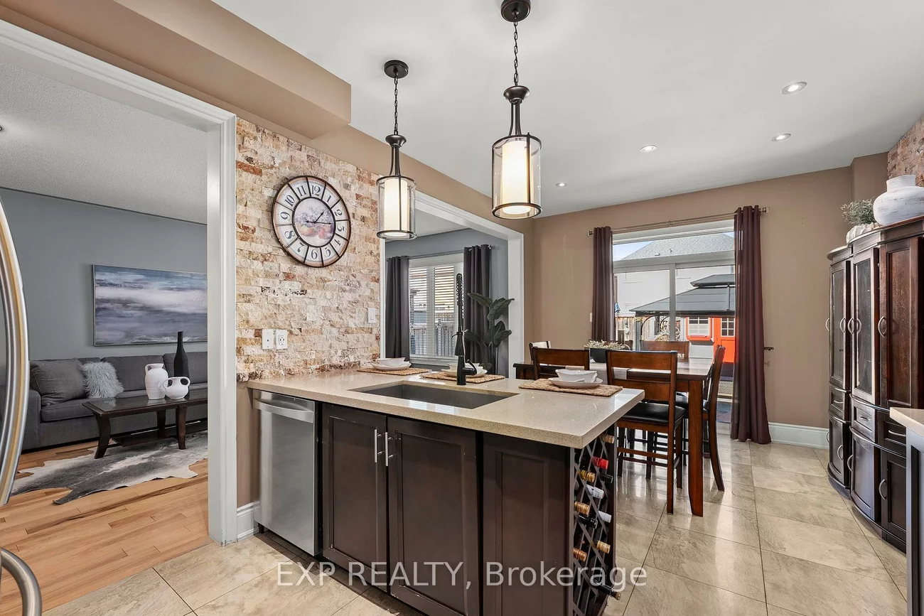 14, Weir, Bradford, Bradford West Gwillimbury