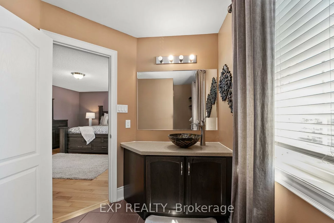 14, Weir, Bradford, Bradford West Gwillimbury