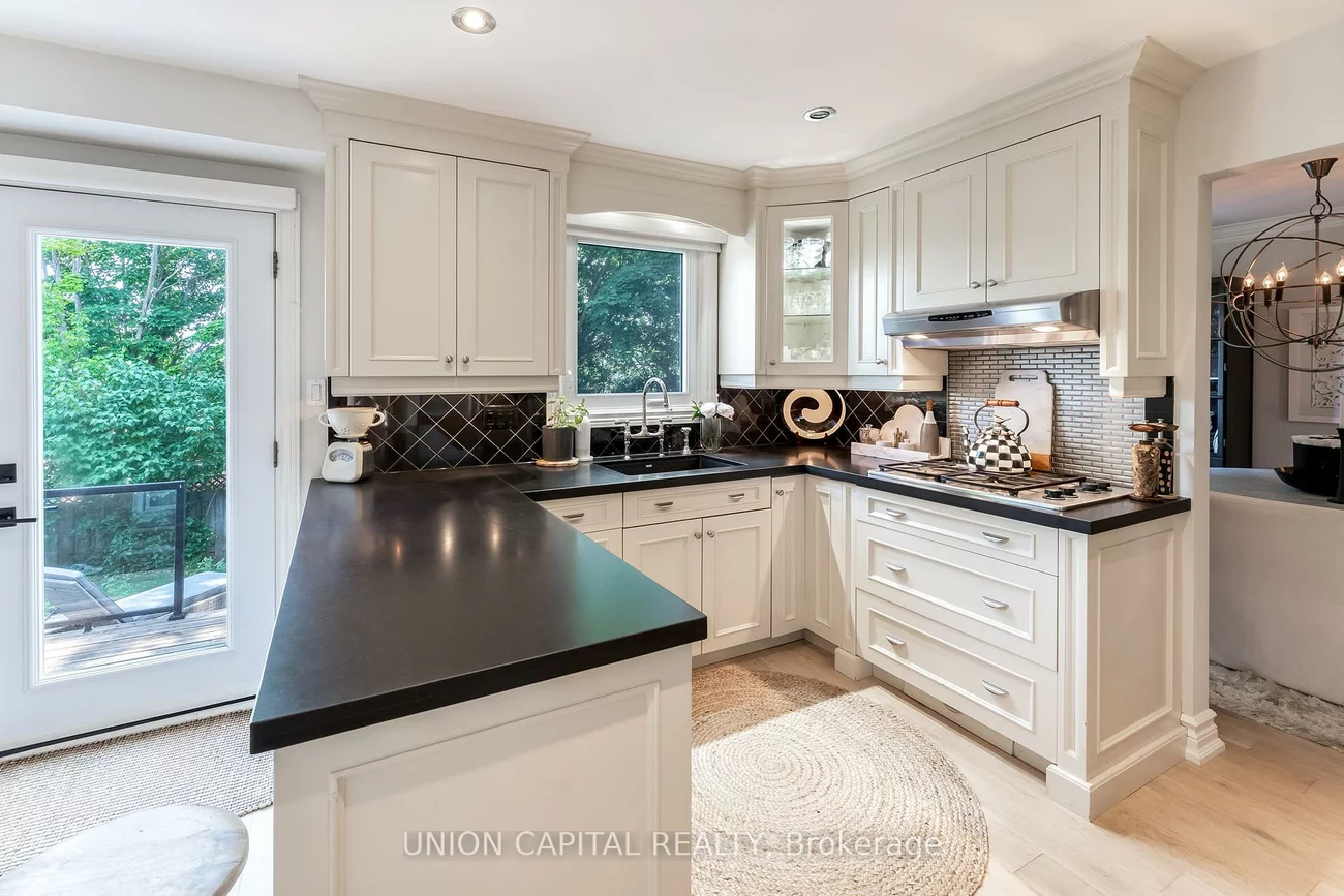 123, Imperial, Bradford, Bradford West Gwillimbury