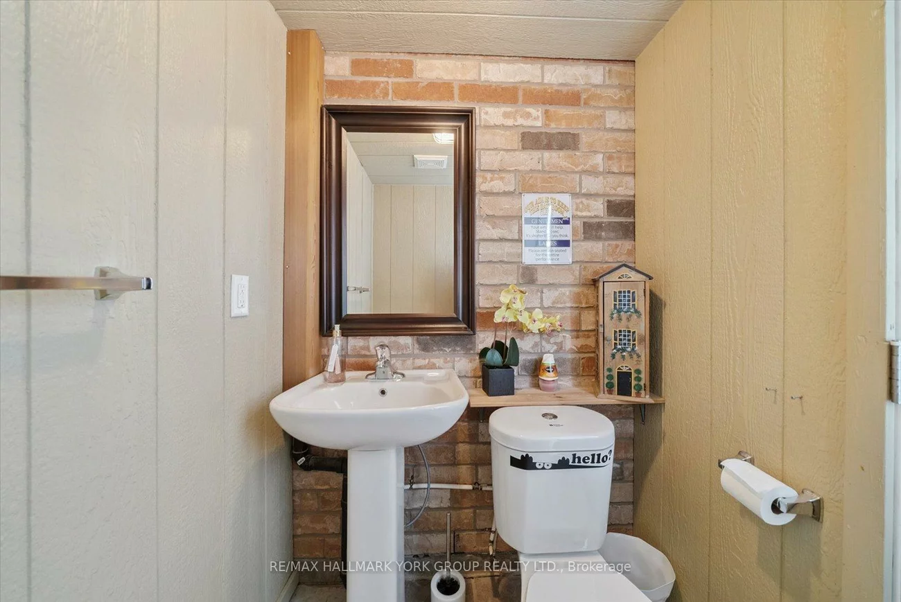 254, Meadowhawk, Bradford, Bradford West Gwillimbury