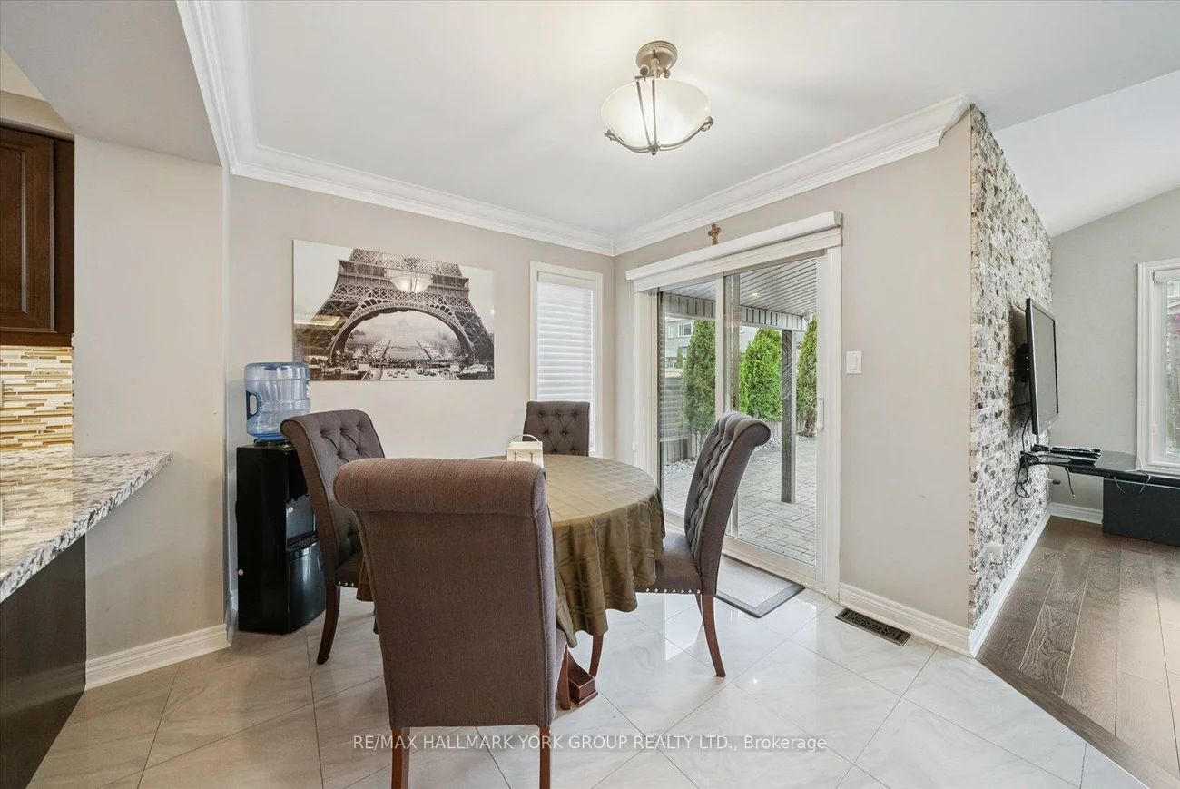 254, Meadowhawk, Bradford, Bradford West Gwillimbury