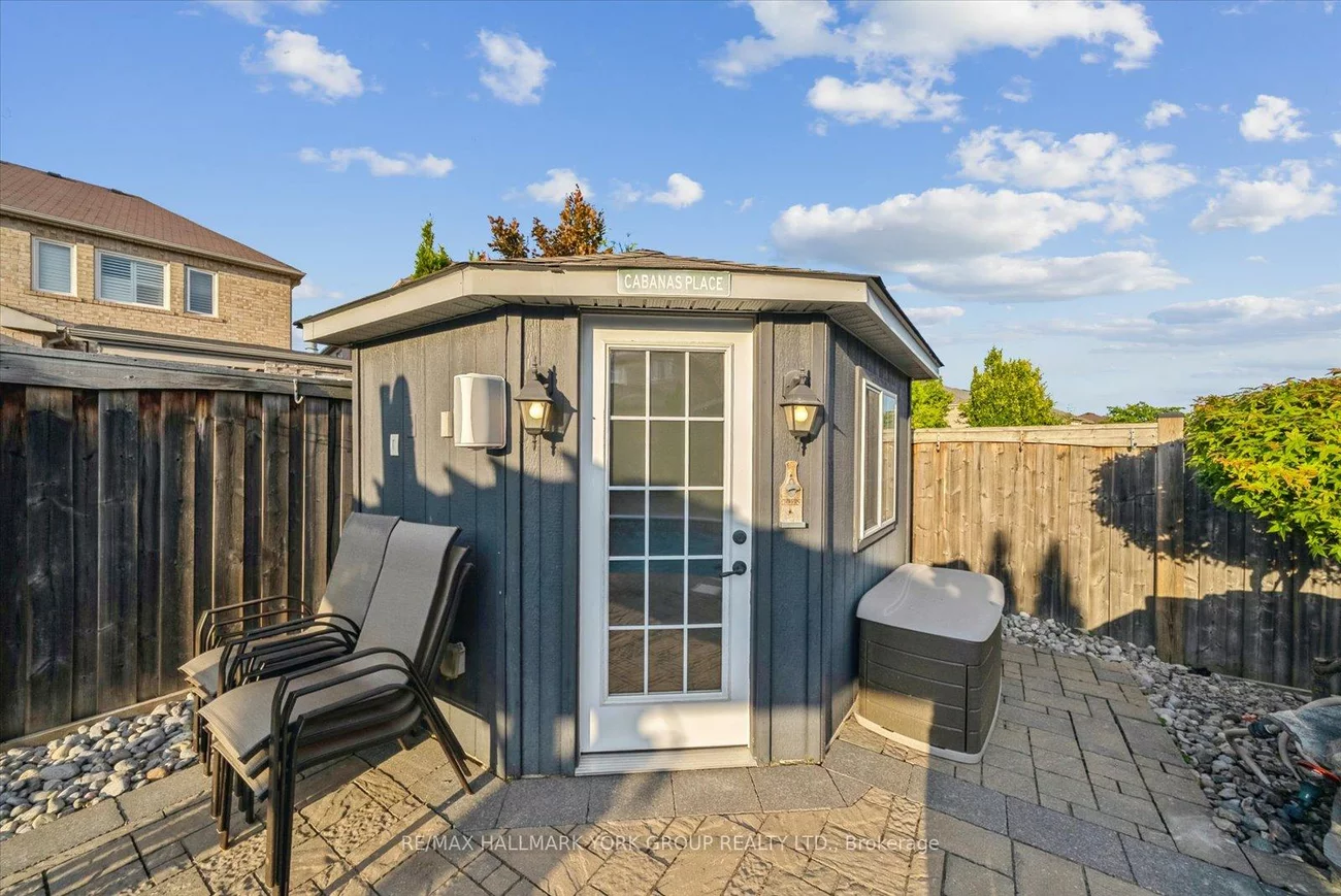 254, Meadowhawk, Bradford, Bradford West Gwillimbury