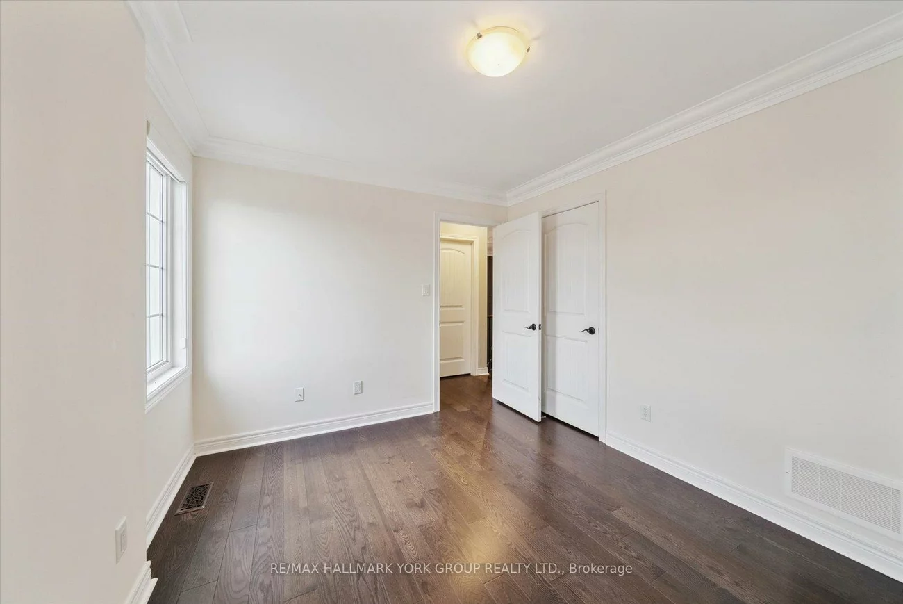 254, Meadowhawk, Bradford, Bradford West Gwillimbury