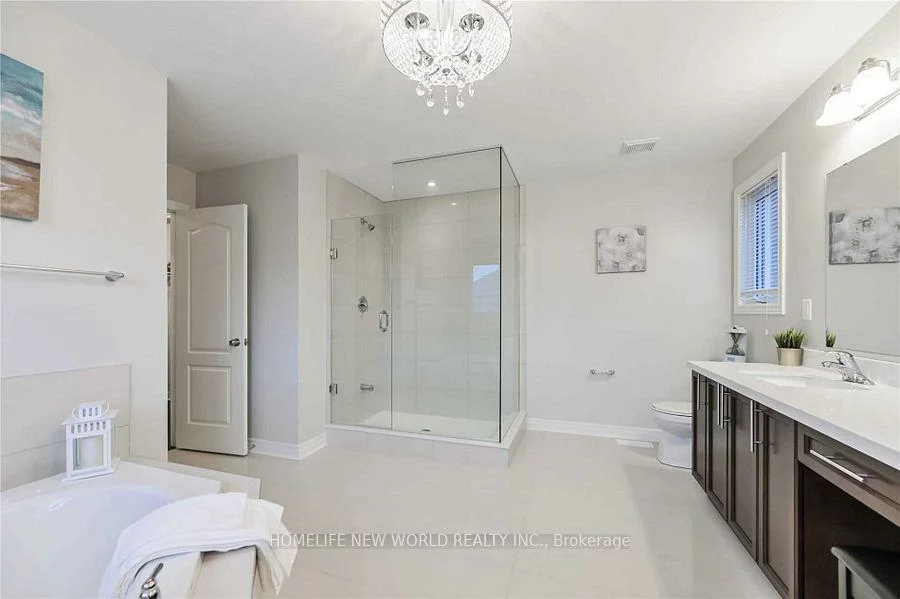 32, Citrine, Bradford, Bradford West Gwillimbury