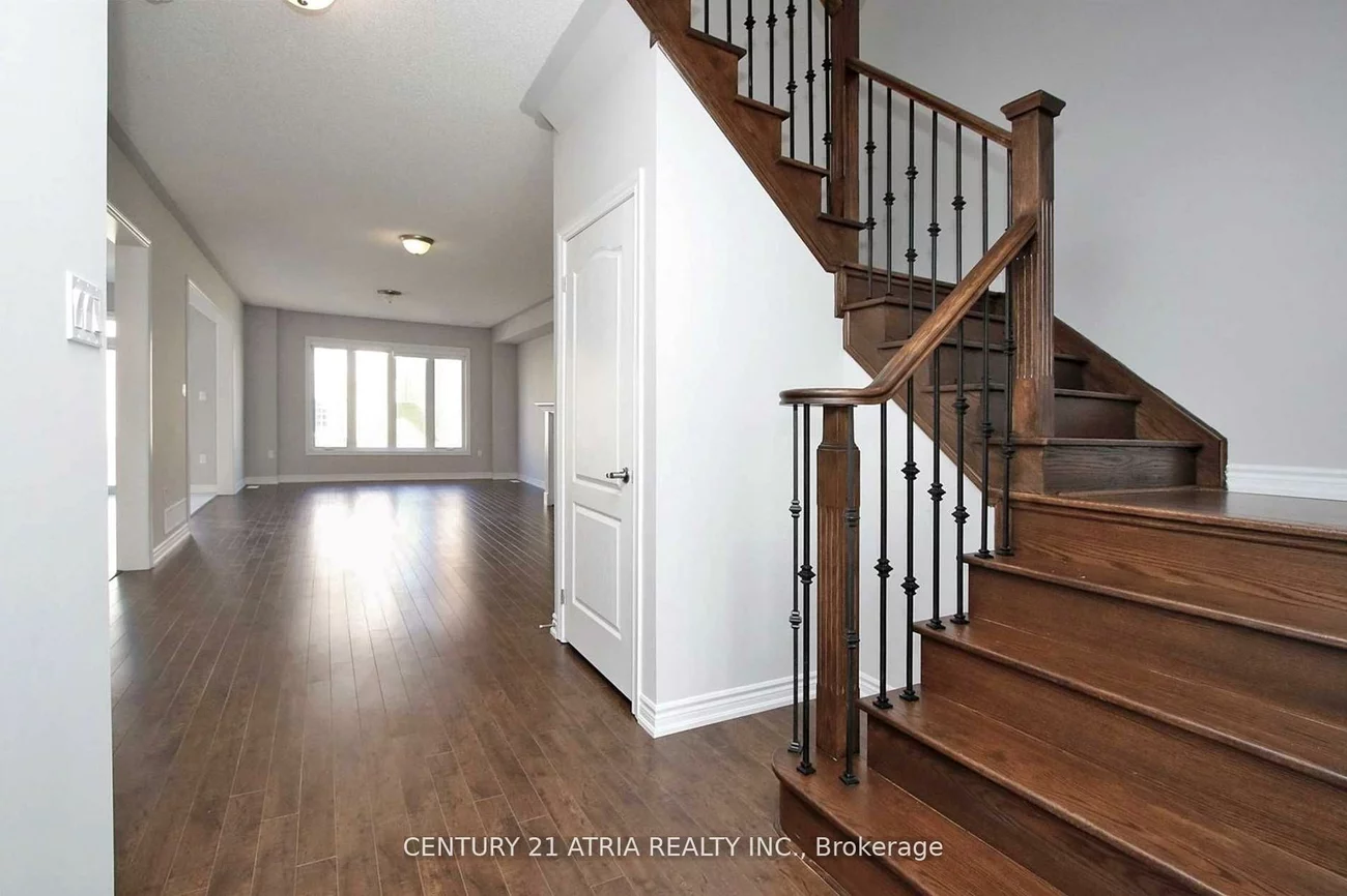 92, Sutherland, Bradford, Bradford West Gwillimbury