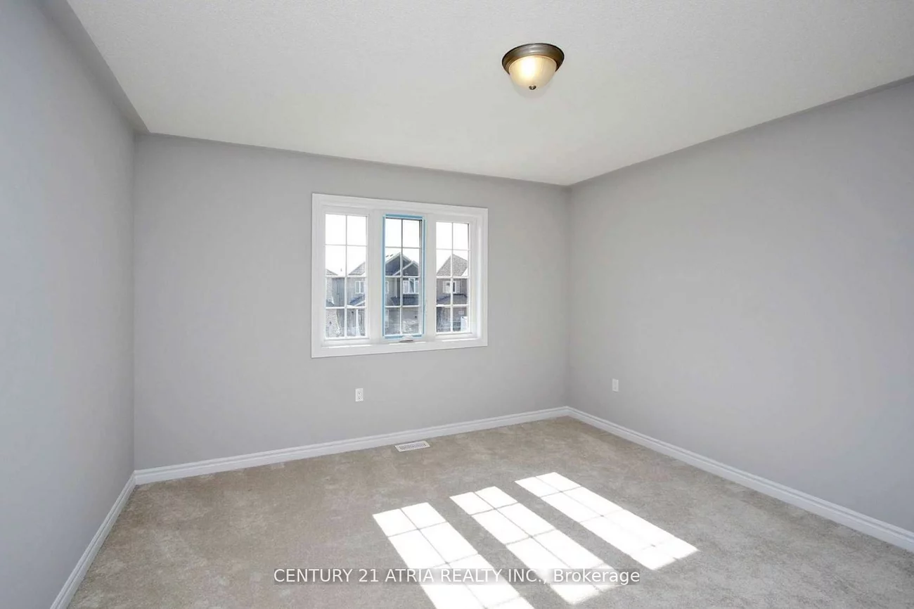 92, Sutherland, Bradford, Bradford West Gwillimbury