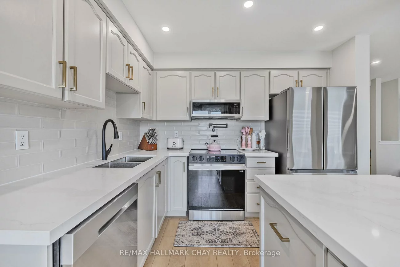 23, Smith, Bradford, Bradford West Gwillimbury