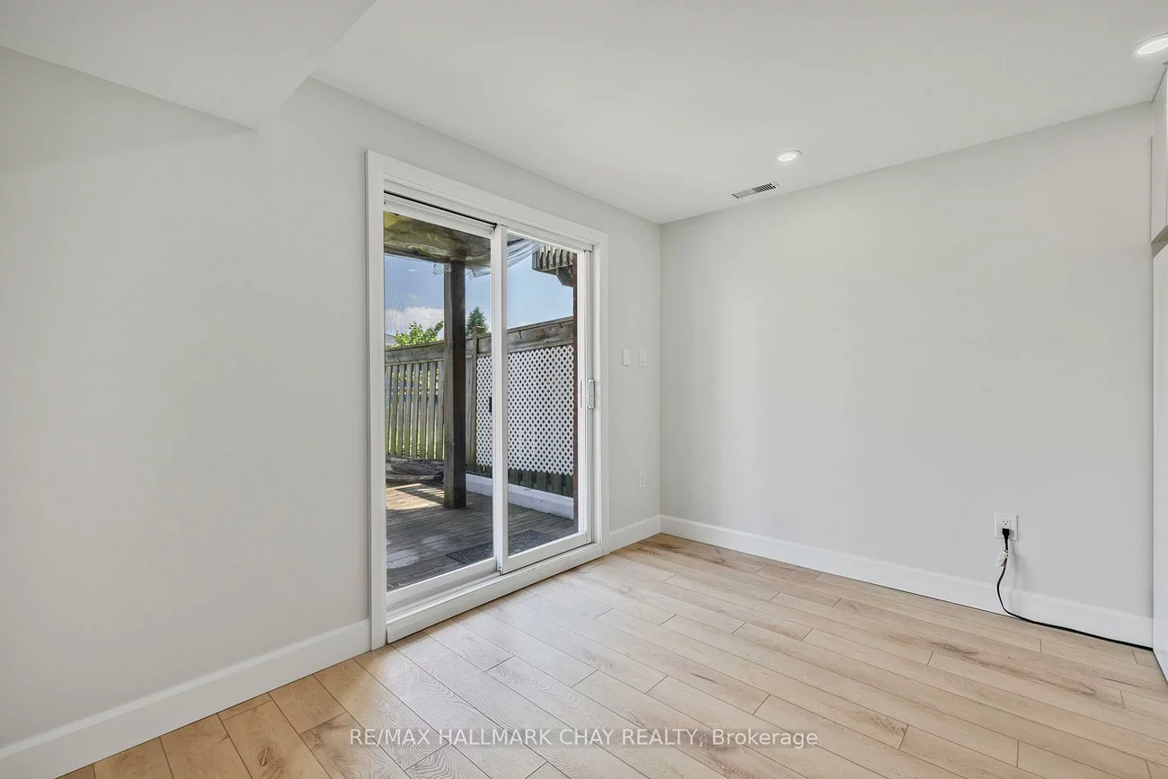 23, Smith, Bradford, Bradford West Gwillimbury